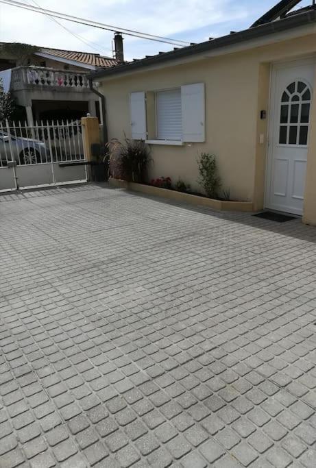 Studio D'Hotes Climatise Floirac  Εξωτερικό φωτογραφία